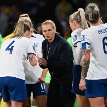 La FIFA obliga a incluir mujeres en los equipos técnicos del fútbol femenino